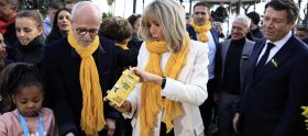 Brigitte Macron irrite la gauche en défendant le Président