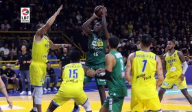 Basket - Finale: Riyadi tire le premier, La Sagesse sous pression