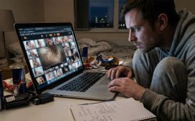 L’addiction à la pornographie, miroir du manque