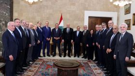 Aoun: Le Liban attend que les États-Unis fixent une date pour les négociations avec Israël 