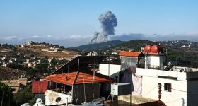 Patrouille israélienne aux abords de Deir Mimas et frappes à missiles à effet de souffle sur Sajd