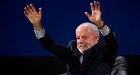 Brésil: Lula et Bolsonaro au dernier tour