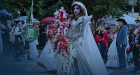 Catrinas à Mexico: une fête colorée pour honorer la mémoire des défunts