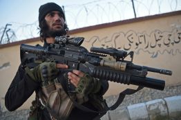 Washington dit soutenir le droit du Pakistan «à se défendre» contre les talibans