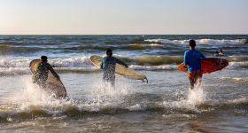 À Gaza, le surf comme souffle de liberté