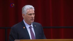  Le président cubain juge «néocolonial» le sommet convoqué par Trump en Floride