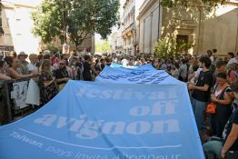 Théâtre, musique, humour: le Off d’Avignon met le cap sur le Brésil