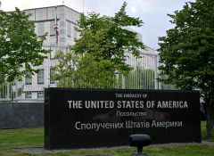 L'ambassade US à Kiev alerte contre une "possible attaque aérienne significative"