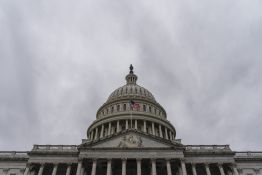 Le Sénat américain refuse de limiter les pouvoirs de Trump contre l'Iran