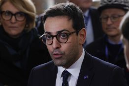 Séjourné: l'UE envisage un "deal" avec Trump sur la défense européenne en échange de la paix commerciale 