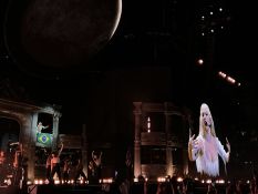 Lady Gaga électrise Copacabana devant deux millions de fans