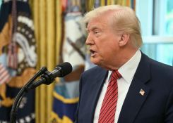 Trump annonce un accord commercial historique avec Londres