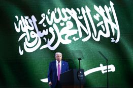 Trump annonce la levée des sanctions contre la Syrie lors de sa visite à Riyad