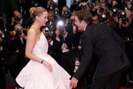 Cannes: Jennifer Lawrence mère à la folie dans «Die, My Love»