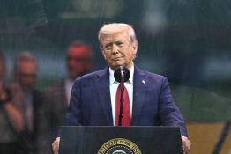 Iran-Israël: Trump envisage la possibilté d'une implication des Etats-Unis et se dit «ouvert» à une médiation de Poutine 
