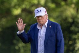 La visite d'État de Trump au Royaume-Uni fixée du 17 au 19 septembre, annonce Buckingham 