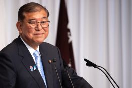Japon: malgré sa débâcle électorale, Ishiba s'accroche au pouvoir
