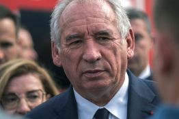 France: le Premier ministre fait sa rentrée, entre menaces de censure et de blocage du pays