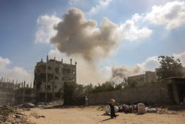 Gaza: cinq journalistes tués dans des frappes sur un hôpital