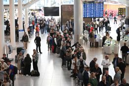 Flambée du kérosène: jusqu'à 20 millions de voyageurs en Allemagne menacés par des annulations de vols