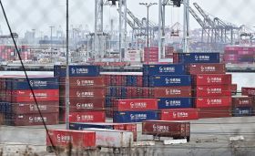 Les droits de douane américains étendus au bois de construction et à l’ameublement