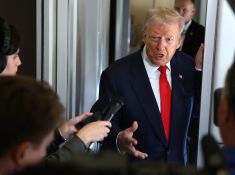 Trump appelle les Républicains de la Chambre à voter pour la publication des dossiers Epstein