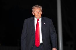 Les États-Unis ont «besoin» du Groenland, martèle Trump malgré l'opposition de l'Europe