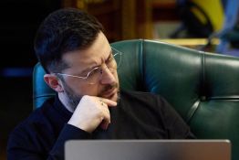 Ukraine: Zelensky rencontre le pape et prépare ses propositions