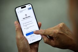 Comment l'Australie prévoit d'interdire les réseaux sociaux aux moins de 16 ans