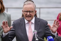 Le Premier ministre australien salue la réouverture du détroit d'Ormuz et espère «que cela durera»