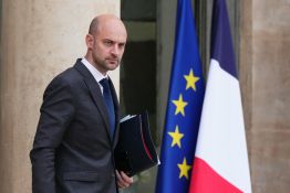 La lutte contre l’EI, «priorité absolue», dit le chef de la diplomatie française