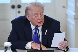 Trump expose son plan pour la santé, sujet politiquement crucial aux États-Unis