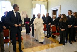 Crans-Montana : le pape reçoit les familles endeuillées