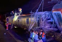 L'Espagne entame trois jours de deuil après la catastrophe ferroviaire en Andalousie