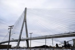 Le nouveau pont frontalier Canada / États-Unis finalement inauguré fin juillet