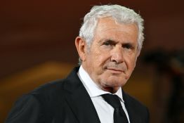 Dans «Toute la famille que j’aimeThé», Michel Boujenah transforme une satire sur l'héritage en comédie irrésistible