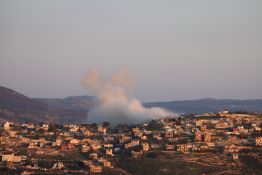 Nouvelles frappes israéliennes au Liban et affrontements signalés à Khiam