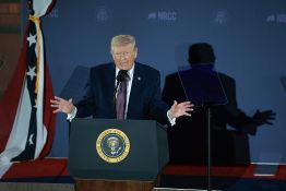 «Cuba est le prochain», dit Trump, niant perdre le soutien de sa base «MAGA»