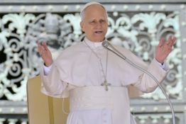 Donald Trump réagit aux prises de position du pape Léon XIV sur la guerre
