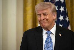 Commerce: Trump donne jusqu'au 4 juillet à l'UE pour appliquer l'accord