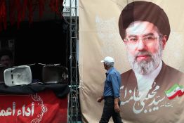 Iran: les Gardiens tuent deux Kurdes, recherchés depuis les manifestations de janvier (ONG)