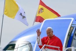 Léon XIV à Madrid, première étape d'une visite centrée sur les questions migratoires et sociales