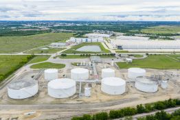 Le pétrole se rapproche de ses niveaux d'avant-guerre avec la reprise du trafic à Ormuz