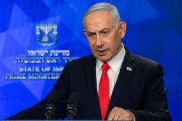 Avant les élections, Netanyahou tente de solder les promesses faites à sa coalition
