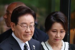 Le président sud-coréen demande à Trump de l'aider à faire la paix avec Pyongyang