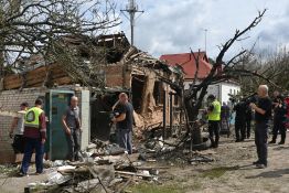 Russie: cinq morts dont un enfant dans une attaque de drones ukrainienne