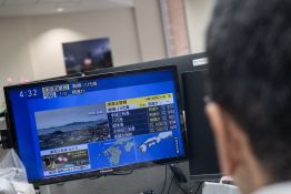 Séisme au Japon: de nombreuses personnes sans doute ensevelies après l'effondrement d'un centre commercial