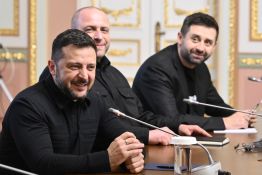 Zelensky appelle Trump à adopter des sanctions «sévères» contre la Russie «dès maintenant»
