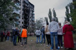 Ukraine: une frappe russe sur une station-service fait deux morts à Kiev