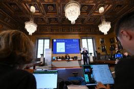 Le Nobel de physique récompense un Belge pour ses travaux sur les neutrinos